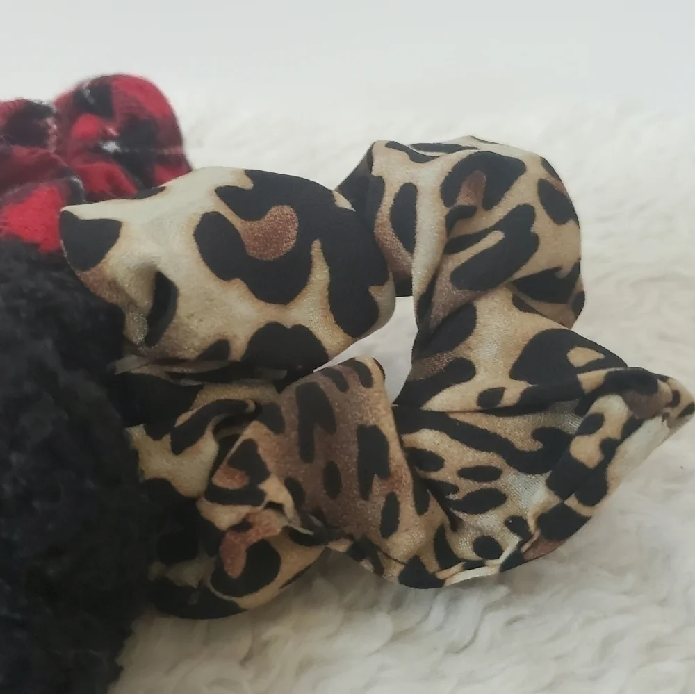 3 Pack Black Fuzzy Brown Black Leopard Red Plaid Bow Scrunchie Set NWT